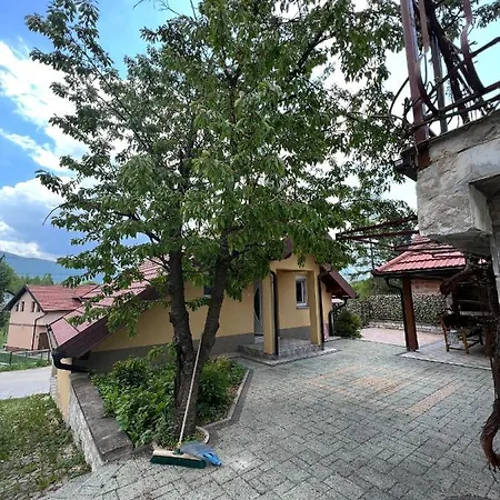 Apartman Alisa *